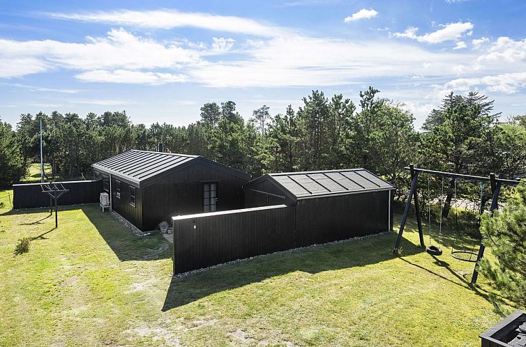 Vakantiehuis "Sheyla" - 150m from the sea