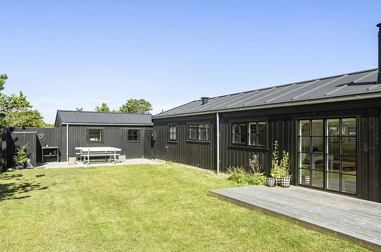 Vakantiehuis "Sheyla" - 150m from the sea