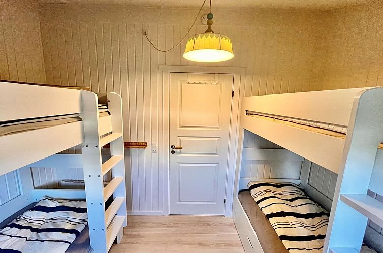Vakantiehuis "Sheyla" - 150m from the sea