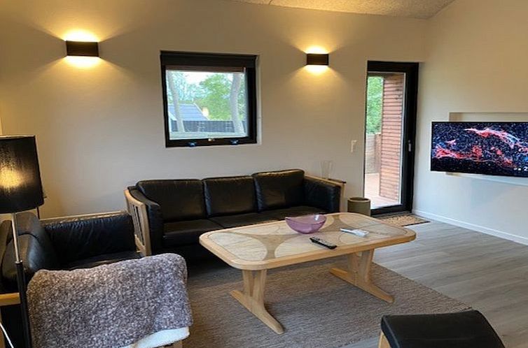 Vakantiehuis "Jerrik" - 200m from the sea