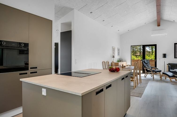 Vakantiehuis "Jerrik" - 200m from the sea