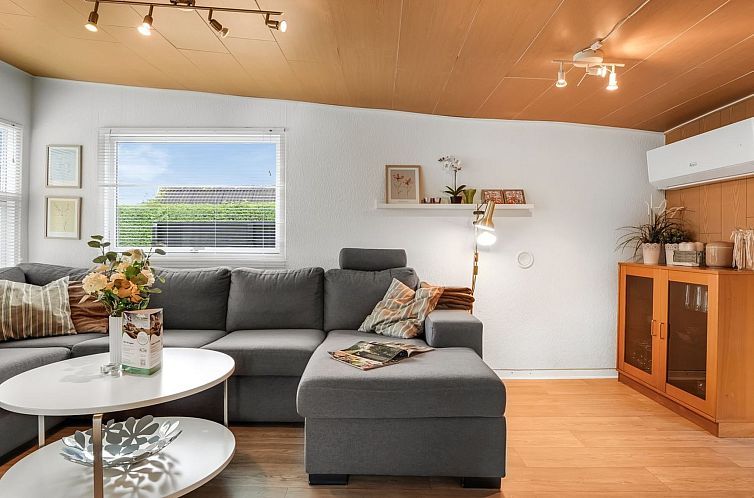 Vakantiehuis "Manina" - 230m from the sea