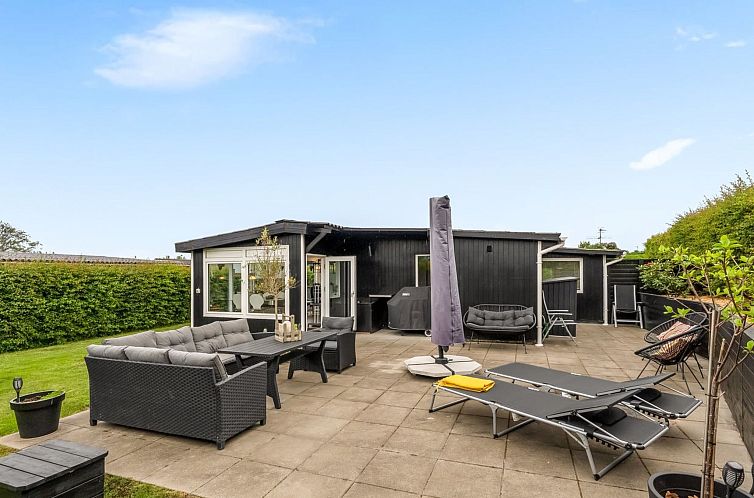 Vakantiehuis "Manina" - 230m from the sea