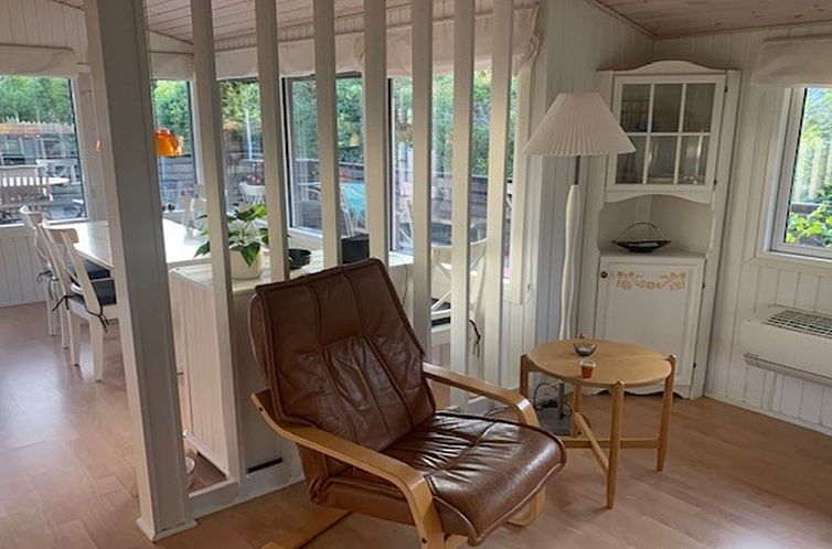 Vakantiehuis "Mourits" - 1.2km from the sea