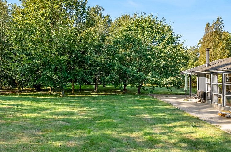 Vakantiehuis "Barne" - 4km from the sea