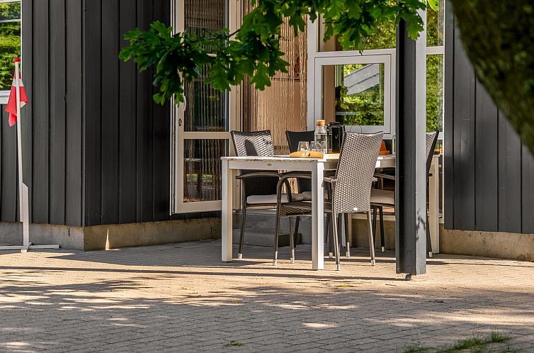 Vakantiehuis "Barne" - 4km from the sea
