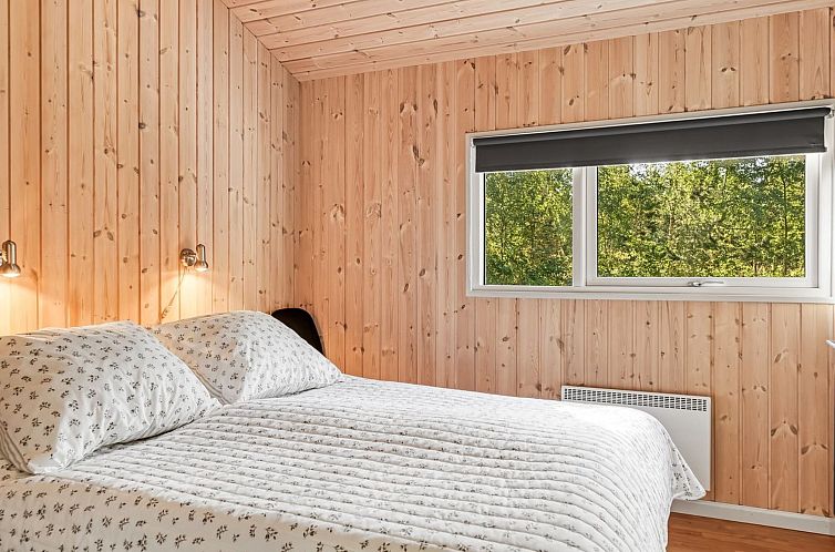 Vakantiehuis "Barne" - 4km from the sea