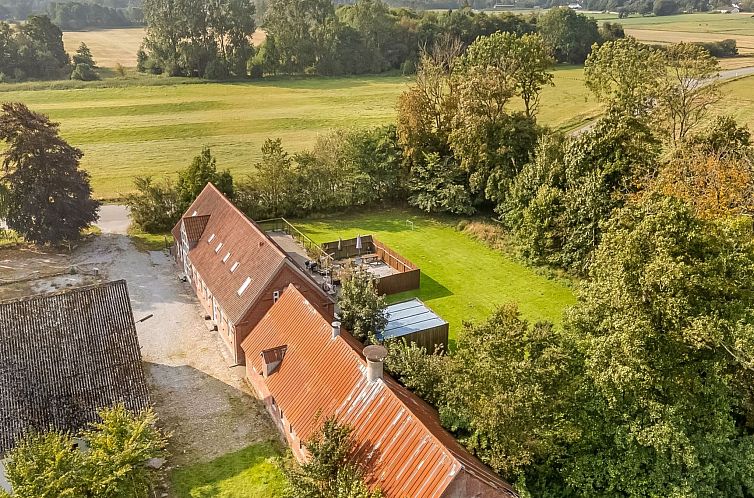 Vakantiehuis "Har" - 1.2km from the sea