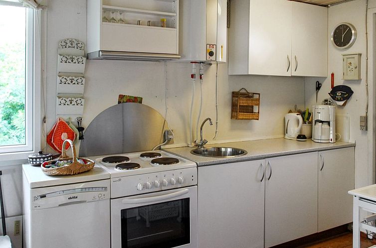 Vakantiehuis "Aneline" - 700m from the sea