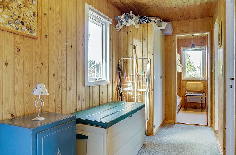 Vakantiehuis "Hilleborg" - 100m from the sea