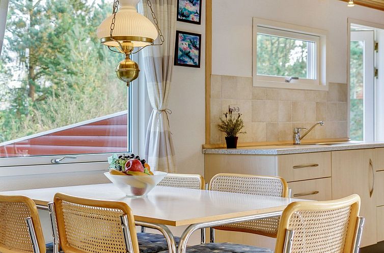 Vakantiehuis "Hilleborg" - 100m from the sea