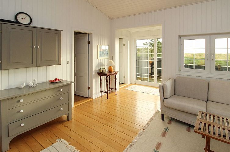 Vakantiehuis "Jenson" - 75m from the sea