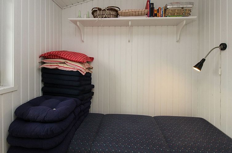 Vakantiehuis "Jenson" - 75m from the sea