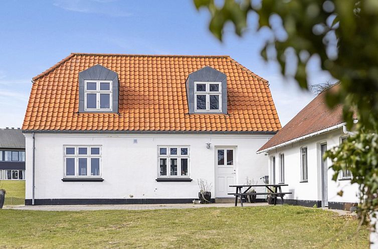 Vakantiehuis "Afke" - 700m from the sea