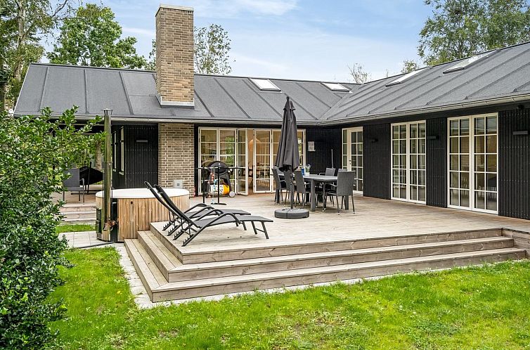 Vakantiehuis "Babara" - 350m from the sea