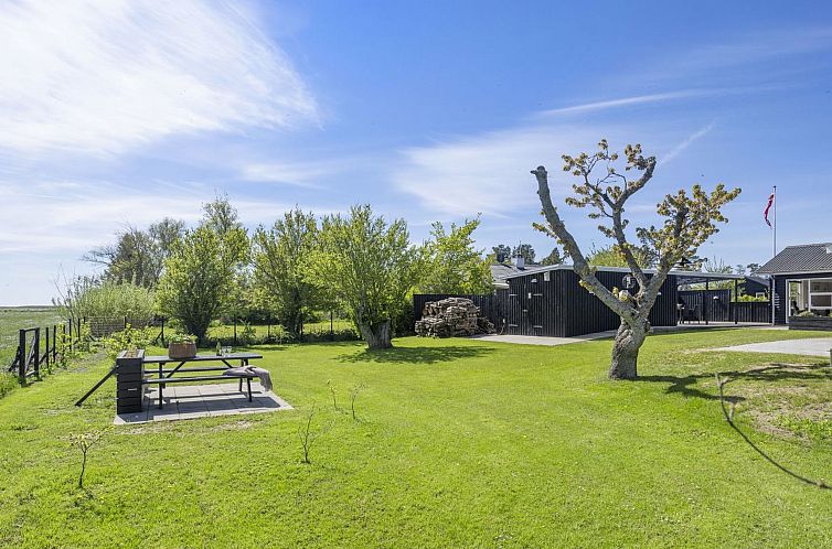 Vakantiehuis "Herwarth" - 400m from the sea