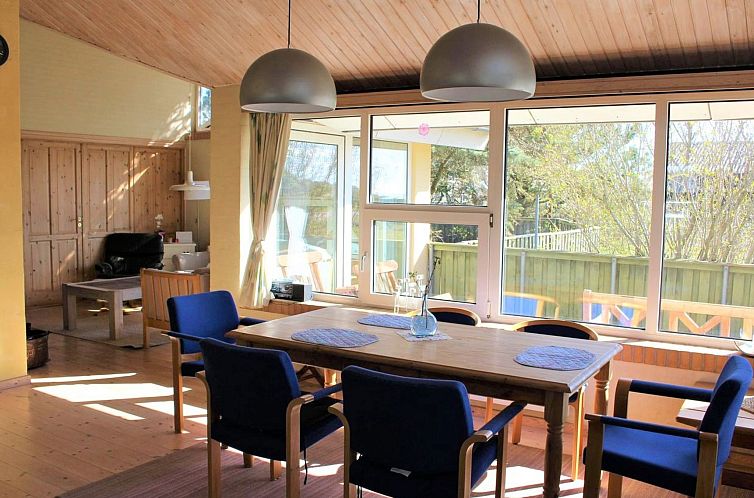 Vakantiehuis "Guthfrith" - 130m from the sea