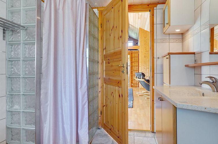 Vakantiehuis "Hæryst" - 175m from the sea