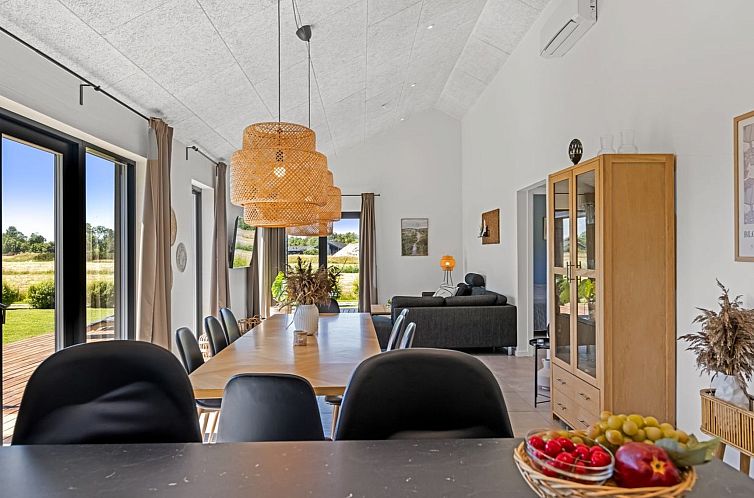 Vakantiehuis "Syni" - 450m from the sea