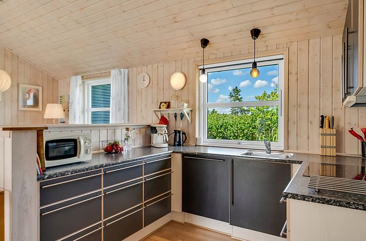 Vakantiehuis "Lari" - 600m from the sea