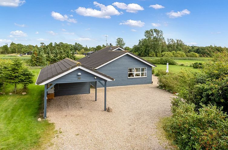 Vakantiehuis "Lari" - 600m from the sea