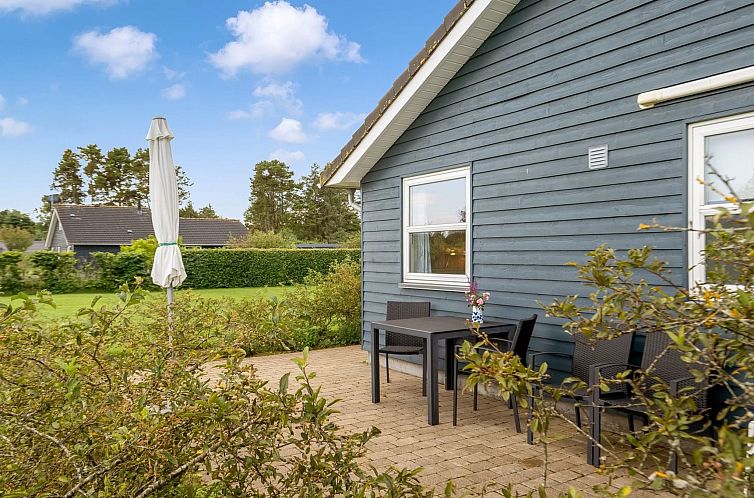 Vakantiehuis "Lari" - 600m from the sea