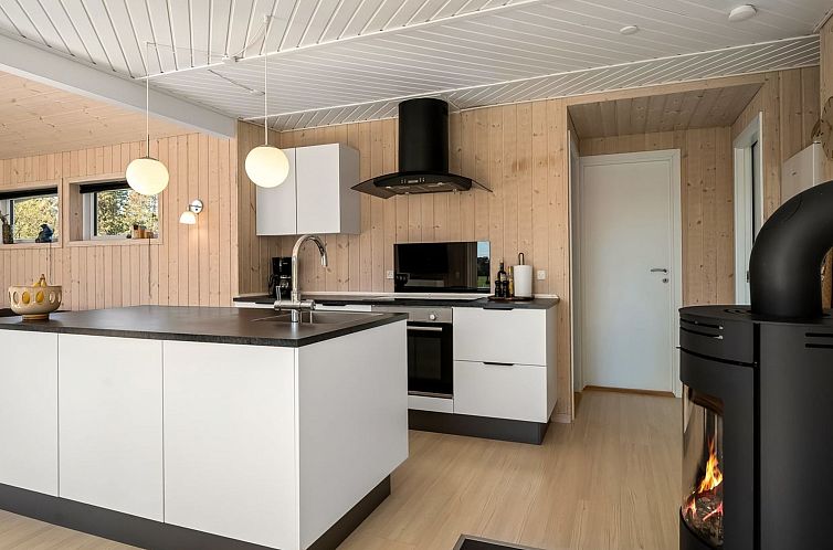 Vakantiehuis "Lari" - 600m from the sea
