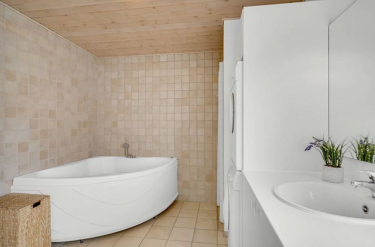 Vakantiehuis "Lari" - 600m from the sea