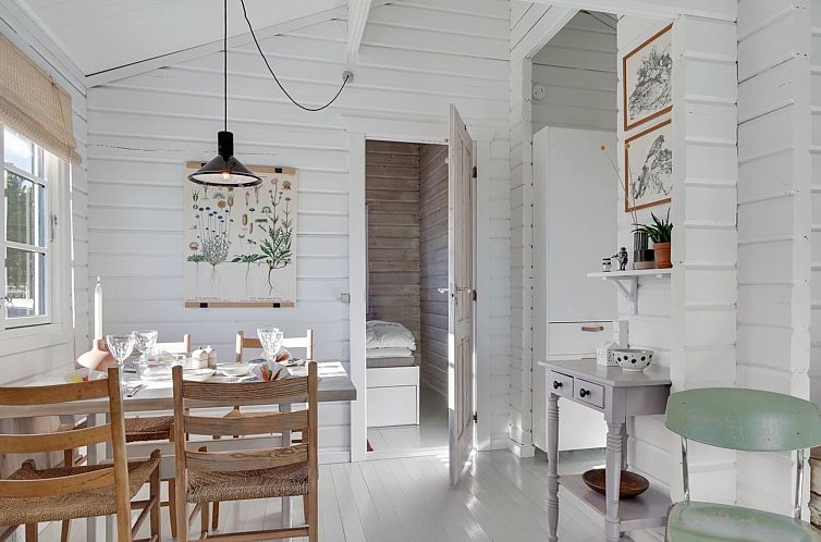 Vakantiehuis "Gytha" - 150m from the sea