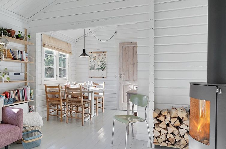 Vakantiehuis "Gytha" - 150m from the sea