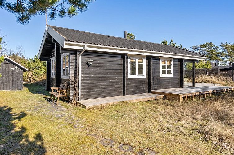 Vakantiehuis "Gytha" - 150m from the sea