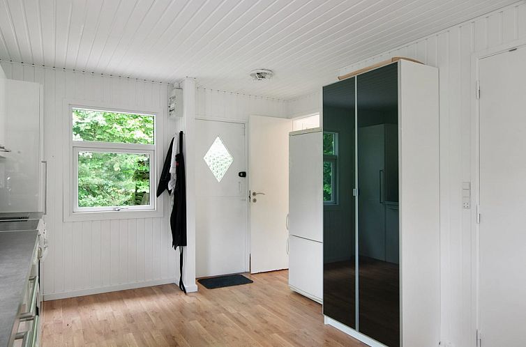 Vakantiehuis "Hilde" - 1.7km from the sea