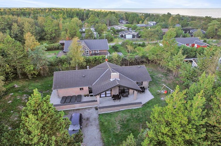 Vakantiehuis "Ehlin" - 150m from the sea