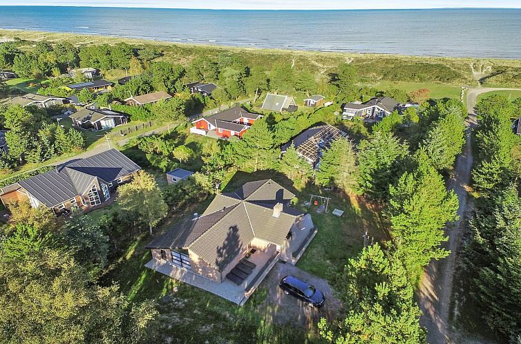 Vakantiehuis "Ehlin" - 150m from the sea