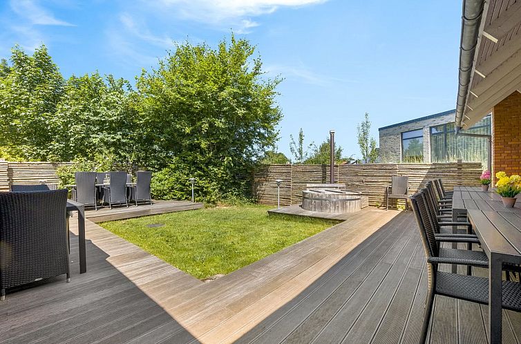 Vakantiehuis "Solvey" - 400m from the sea