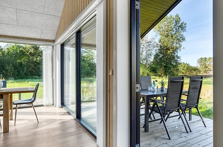 Vakantiehuis "Elik" - 500m from the sea