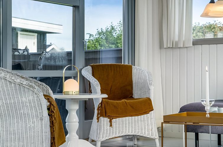 Vakantiehuis "Elik" - 500m from the sea