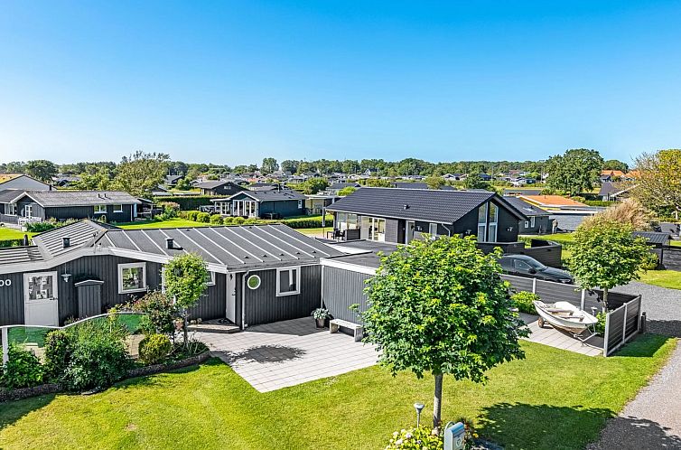 Vakantiehuis "Reima" - 50m from the sea