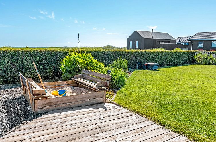 Vakantiehuis "Reima" - 50m from the sea