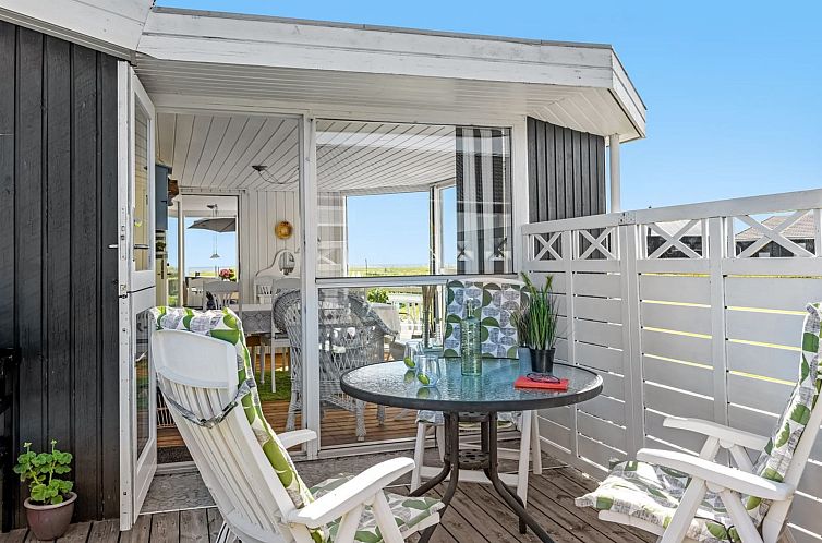 Vakantiehuis "Reima" - 50m from the sea