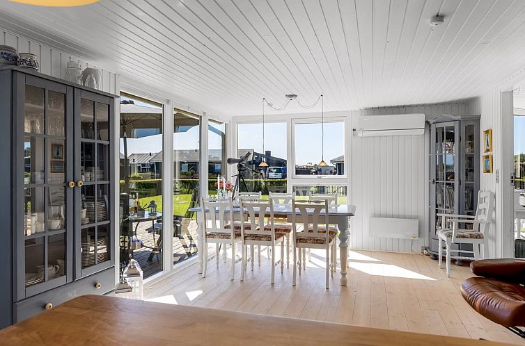 Vakantiehuis "Reima" - 50m from the sea