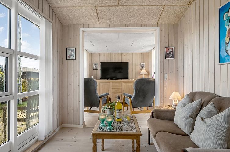 Vakantiehuis "Skarthi" - 200m from the sea