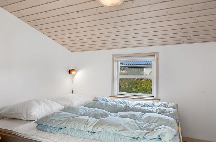 Vakantiehuis "Skarthi" - 200m from the sea