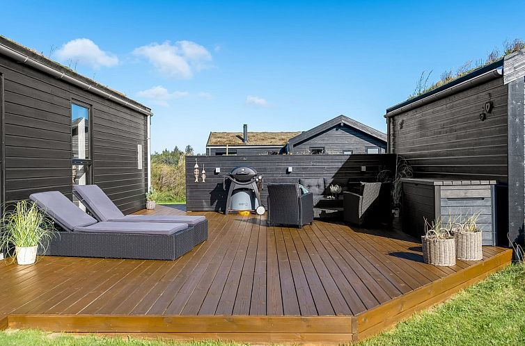 Vakantiehuis "Javorka" - 1.4km from the sea