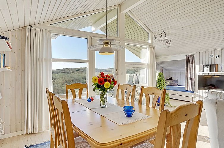 Vakantiehuis "Matias" - 150m from the sea