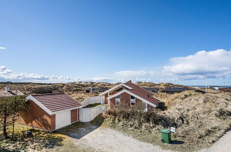 Vakantiehuis "Ritha" - 350m from the sea