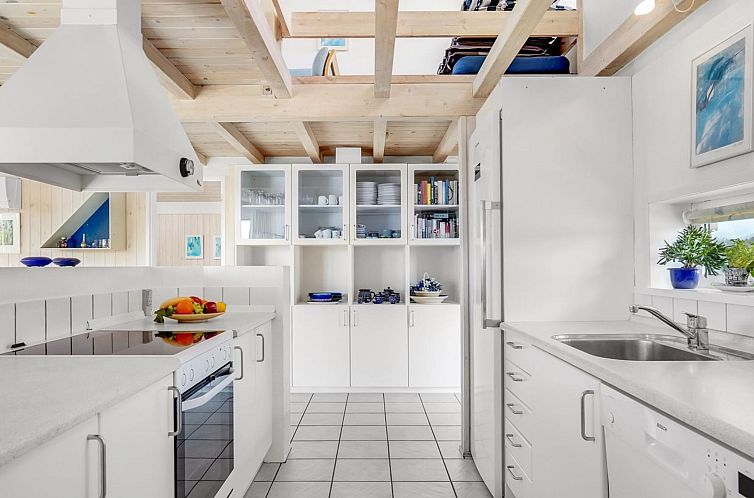 Vakantiehuis "Ritha" - 350m from the sea