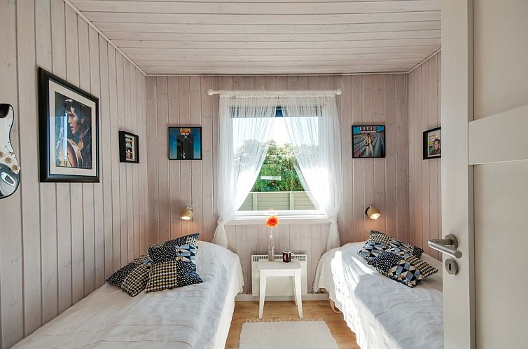 Vakantiehuis "Diuri" - 400m from the sea