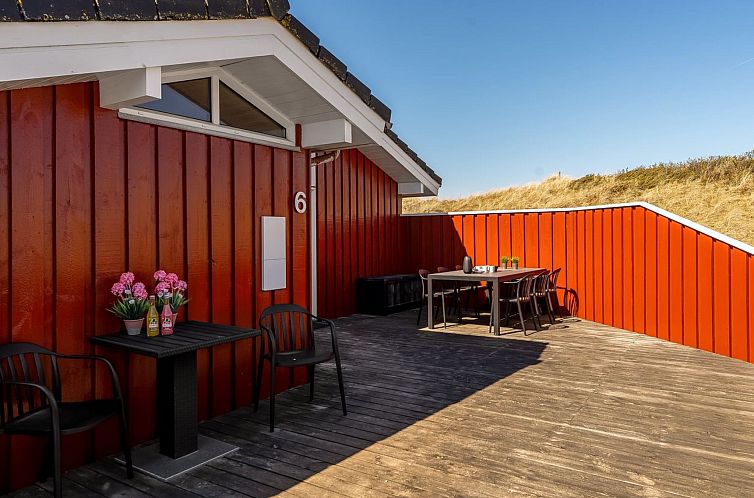 Vakantiehuis "Ludviga" - 400m from the sea