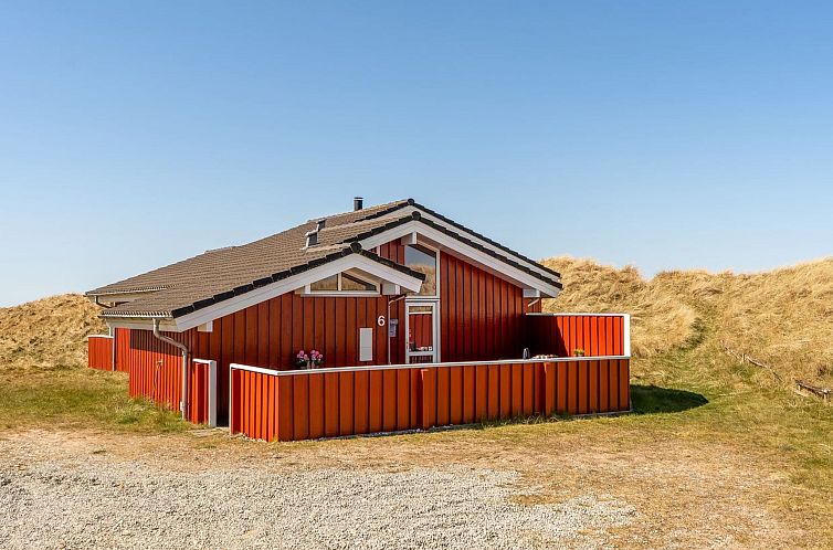 Vakantiehuis "Ludviga" - 400m from the sea